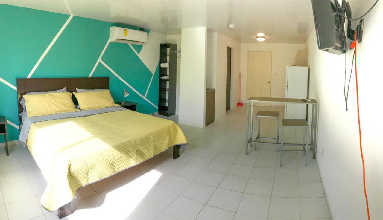 Dona Clara Vacation Apartments オラニエスタッド エクステリア 写真